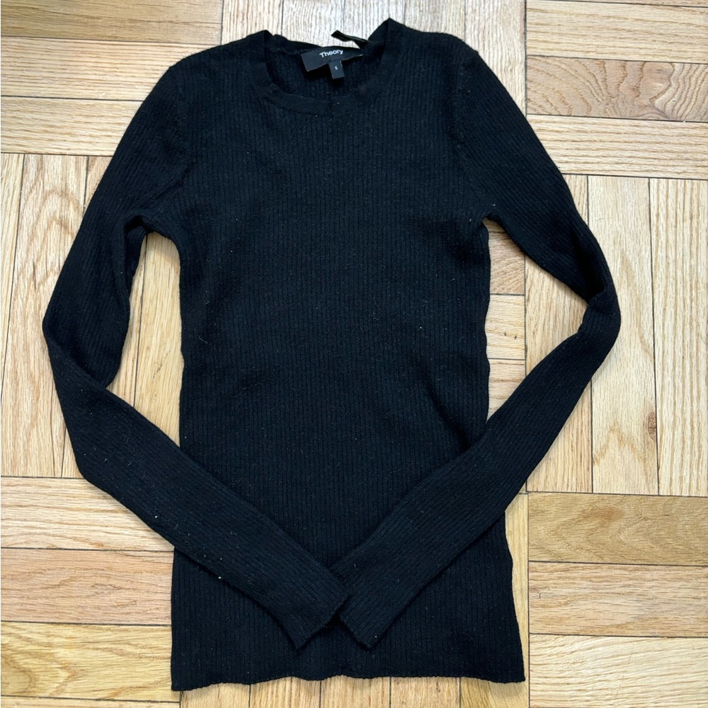 Theory
Mirzi B Merino Wool Top
Petite